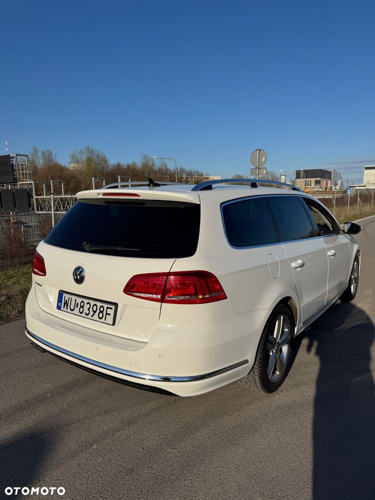 Volkswagen Passat 2.0 TDI Highline R-Style DSG - 10