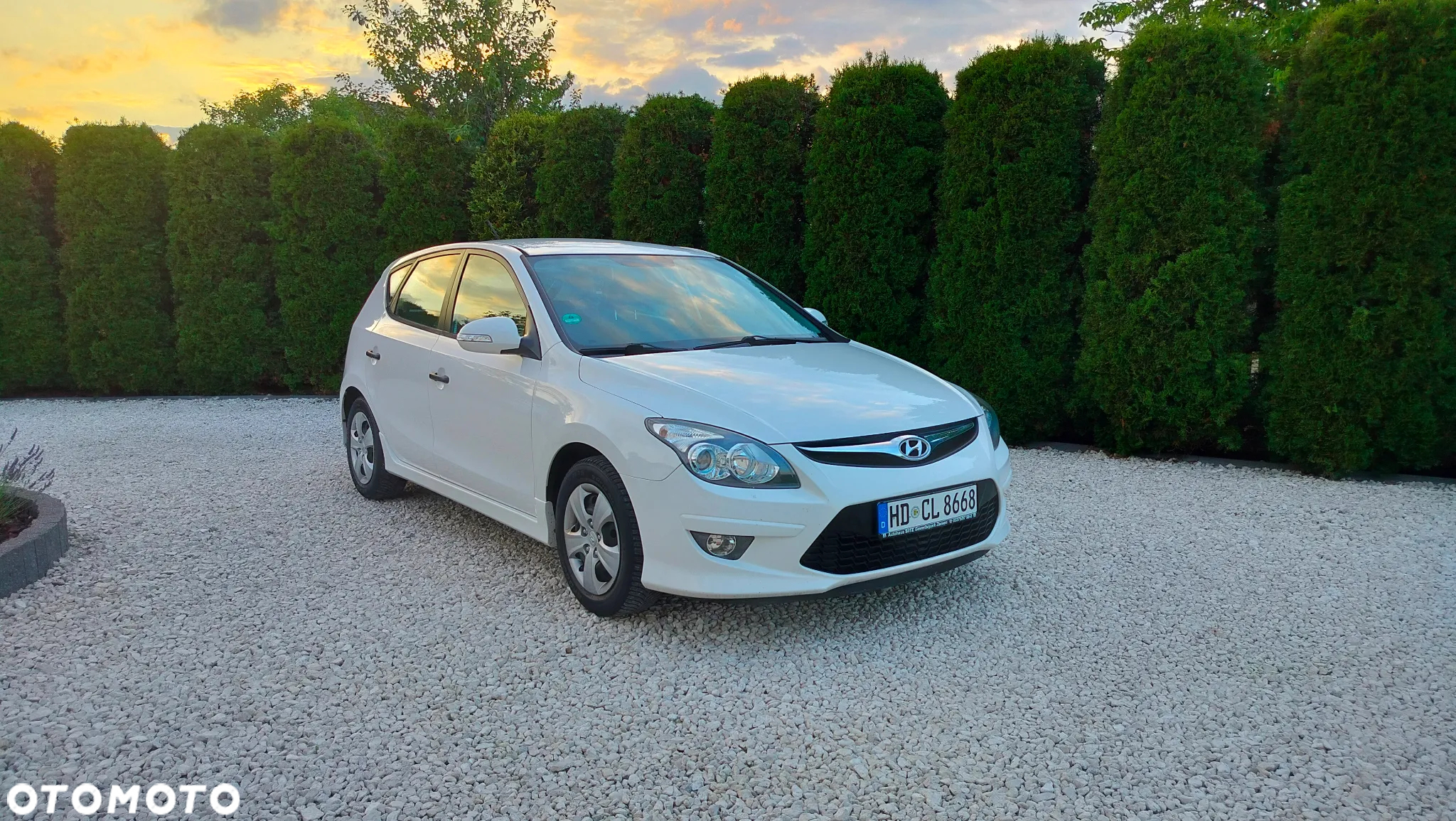 Hyundai i30 1.4 Edition 20 - 21