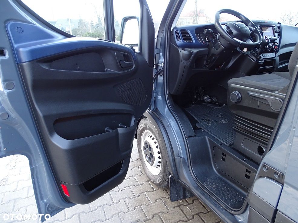 Iveco Daily L4H3 35S18 3.0 180 Hi-MATIC Brygadówka DOKA 7 Osób BRUTTO!! UNIKAT!! JEDYNY TAKI!! JAK NOWY!! - 14