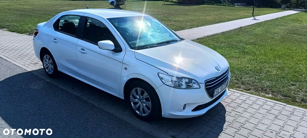 Peugeot 301 1.6 BlueHDi Active - 4