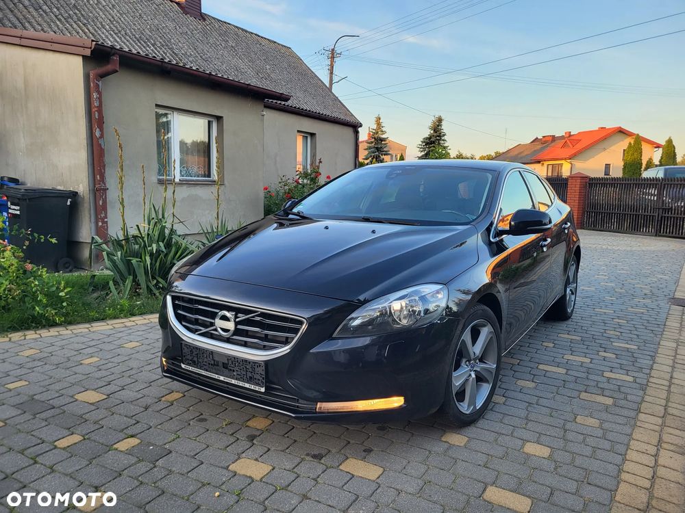 Volvo V40 T3 Momentum - 3