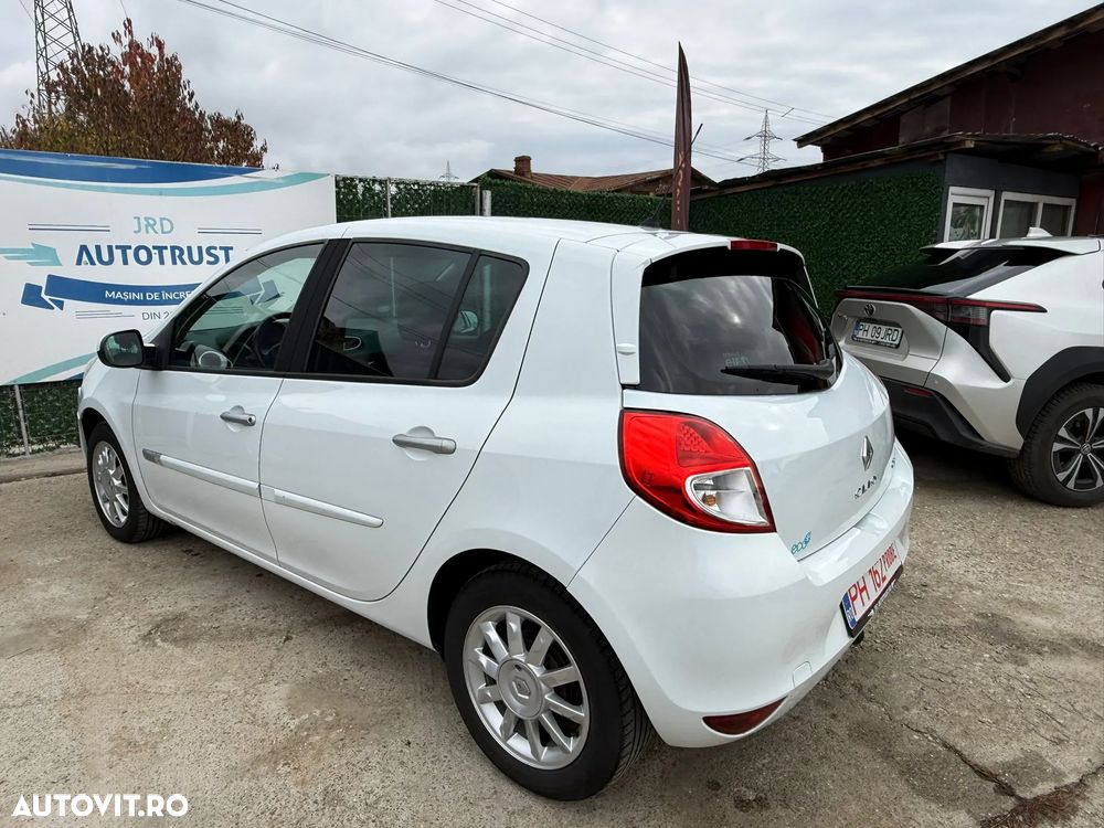 Renault Clio 1.5 dCi 90 FAP Dynamique - 18