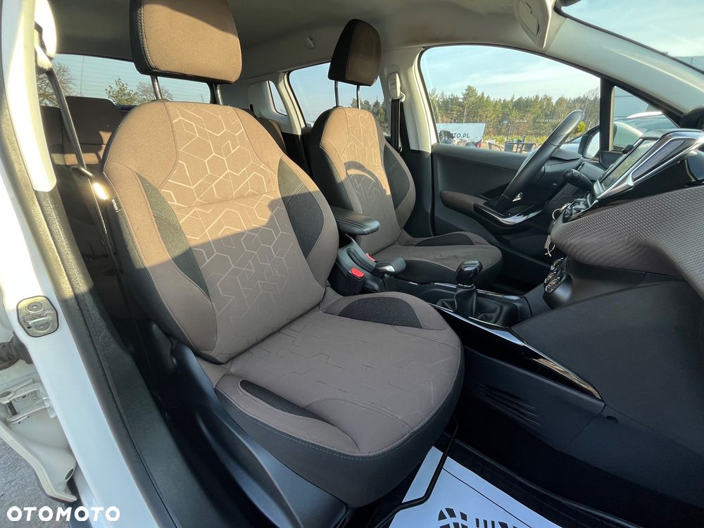 Peugeot 2008 1.4 HDi Active - 21