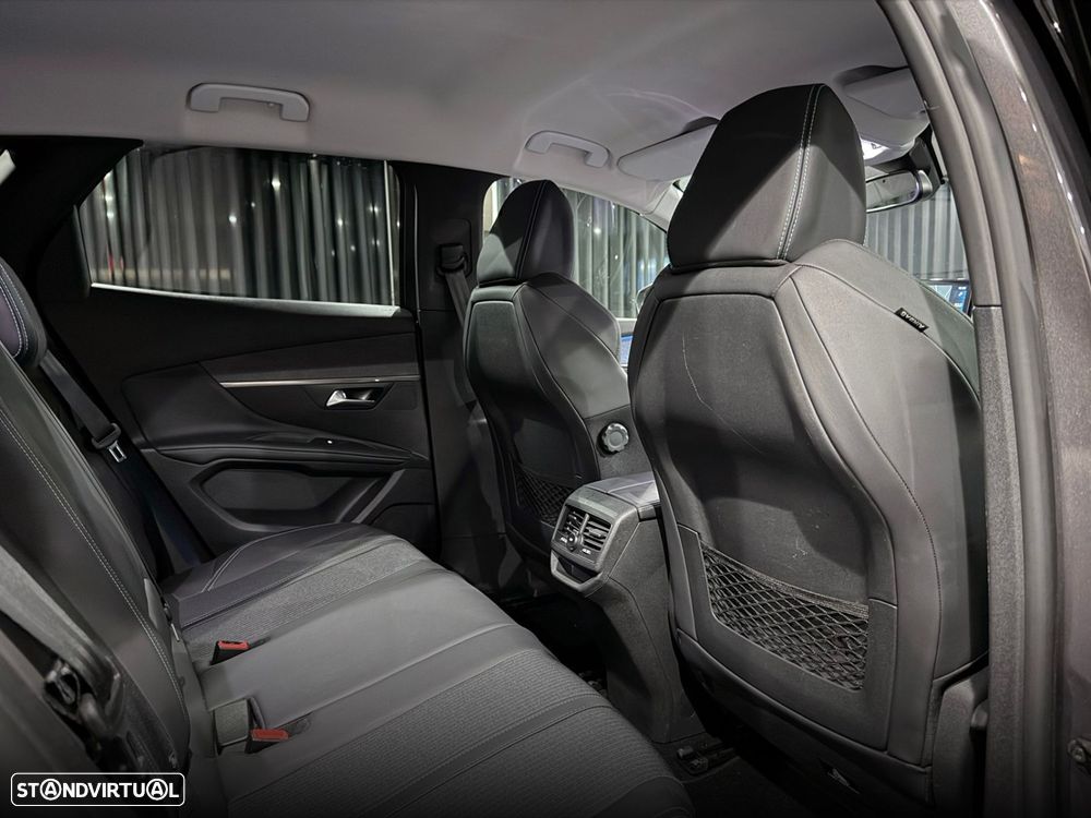 Peugeot 3008 1.2 PureTech Allure Pack - 38