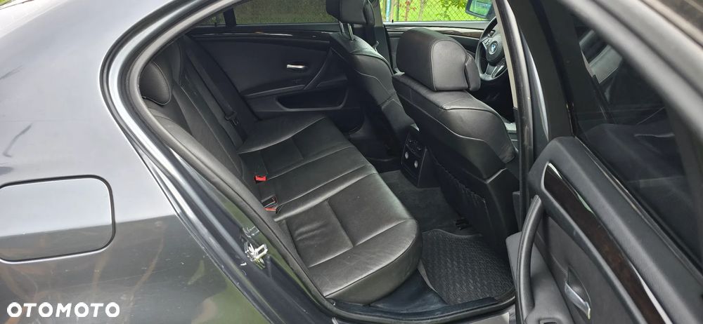 BMW Seria 5 - 8