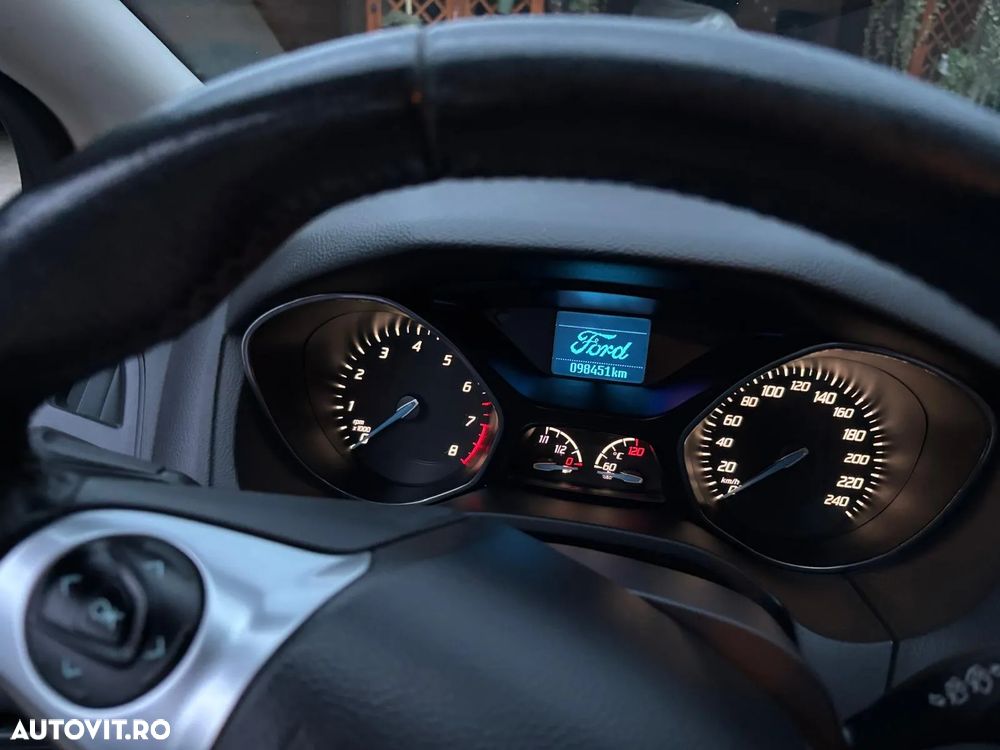 Ford Focus 1.0 EcoBoost Start Stop Trend - 11