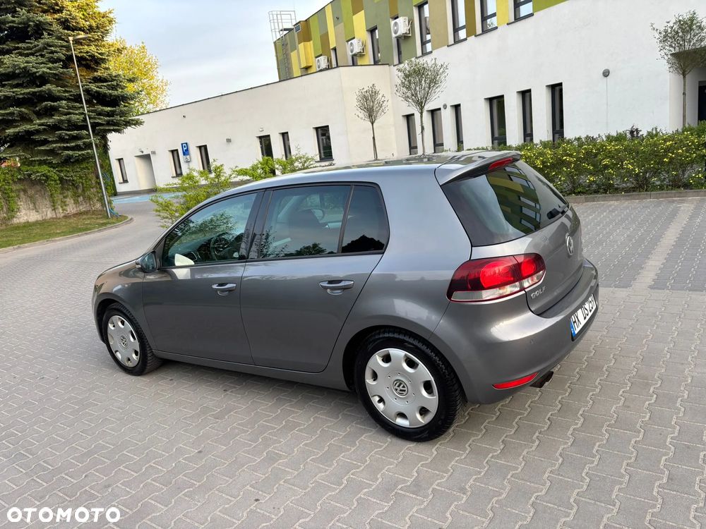 Volkswagen Golf - 30