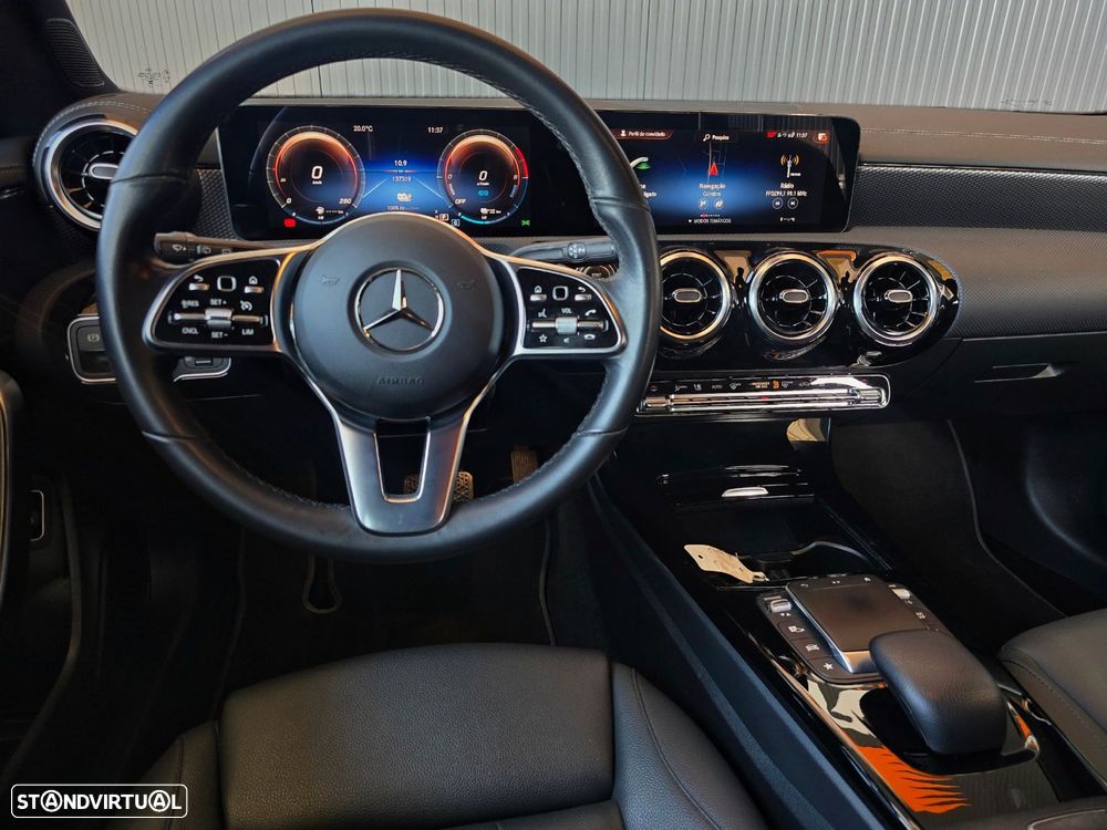 Mercedes-Benz CLA 250 - 16