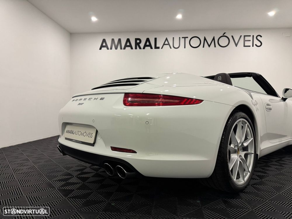 Porsche 911 (991) Carrera 2 - 24