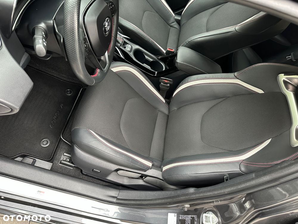 Toyota Corolla 2.0 Hybrid GR Sport Dynamic - 16