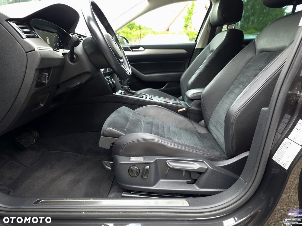 Volkswagen Passat 2.0 TDI SCR Highline DSG - 15