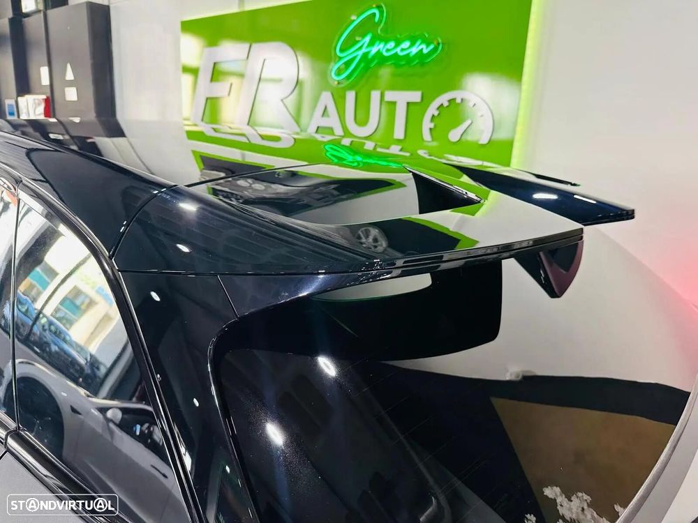 MG MG4 64 kWh Luxury - 27