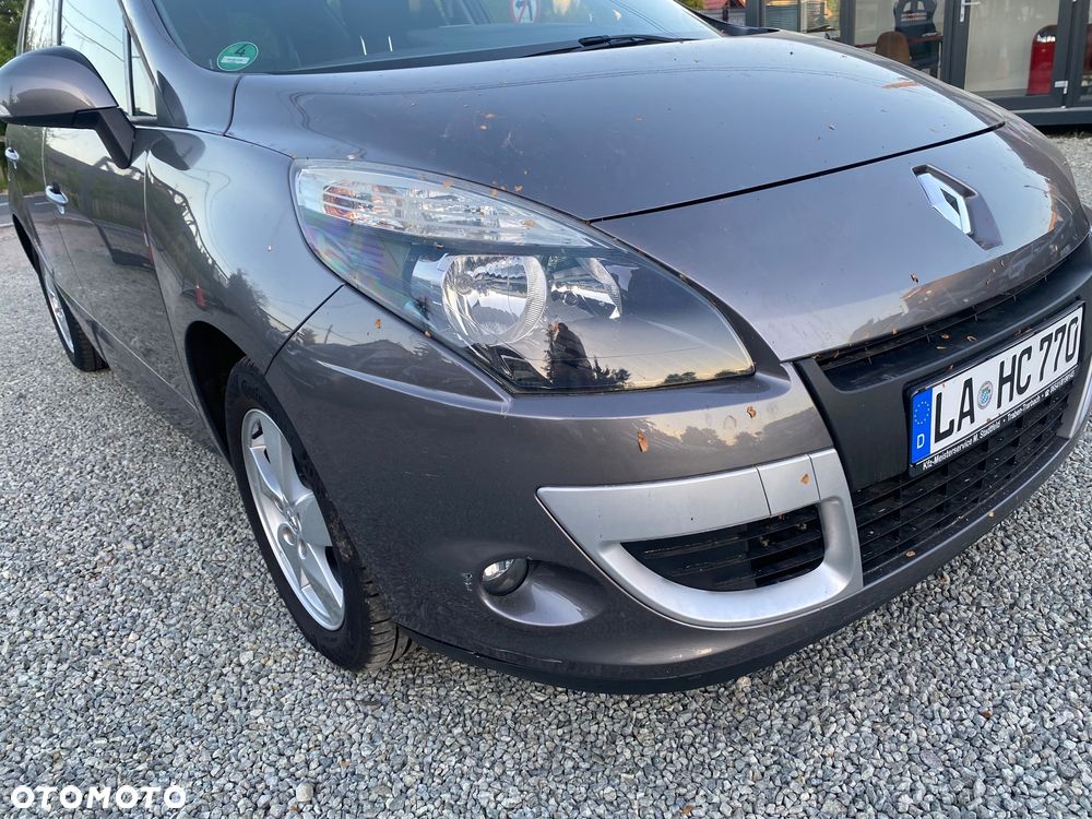 Renault Scenic 1.6 16V 110 Dynamique - 10