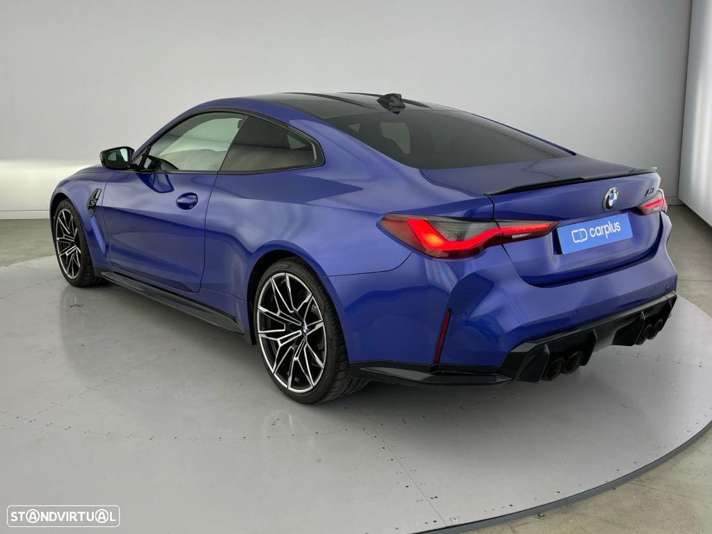 BMW M4 Competition xDrive - 32