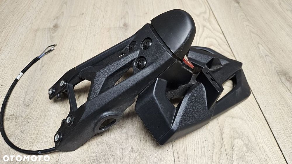 Uchwyt tablicy podświetlanie Yamaha T-Max 530 BC3-21629 - 8