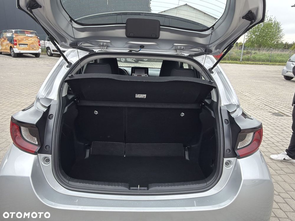 Toyota Yaris Hybrid 1.5 Comfort - 14