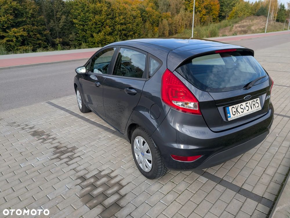 Ford Fiesta - 4