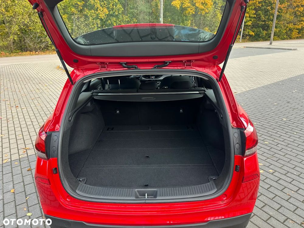 Hyundai i30 1.6 CRDI Trend - 13