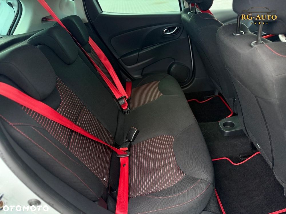 Renault Clio - 27