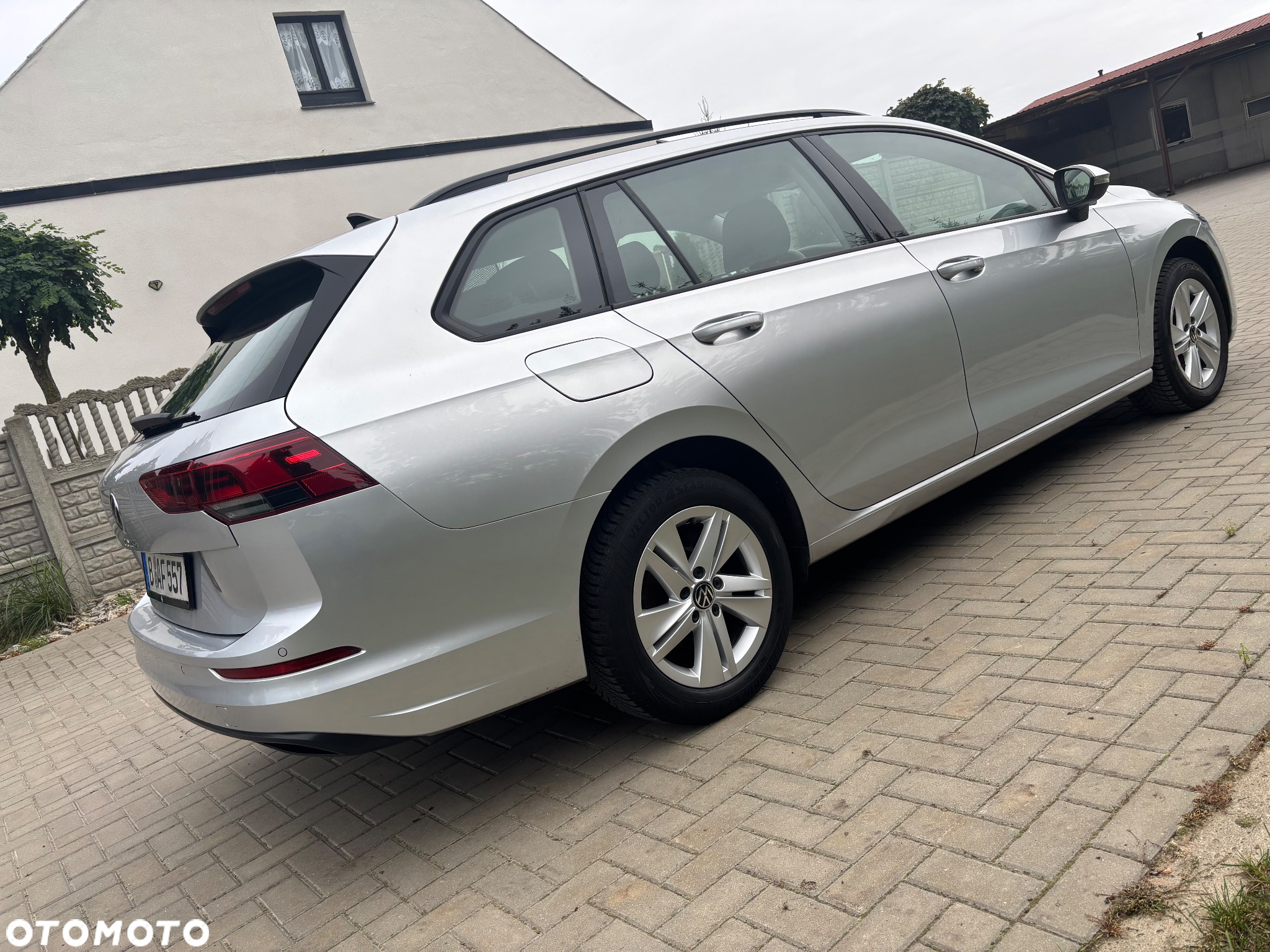 Volkswagen Golf 2.0 TDI SCR Life - 7