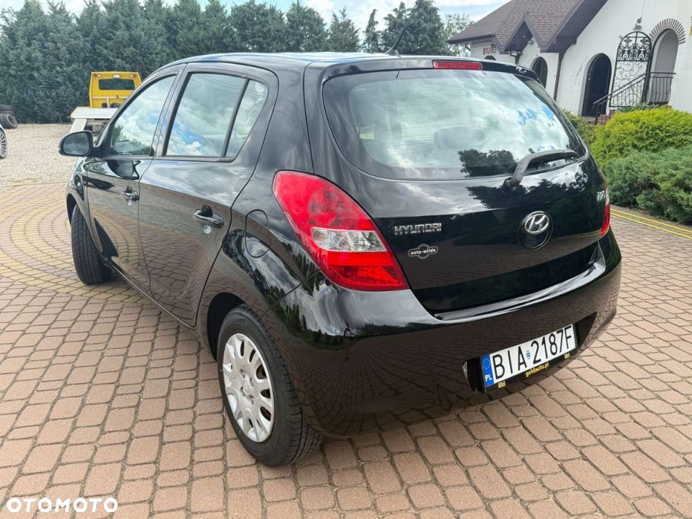 Hyundai i20 - 3