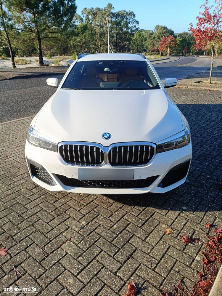 BMW 530 e Pack Desportivo M - 12