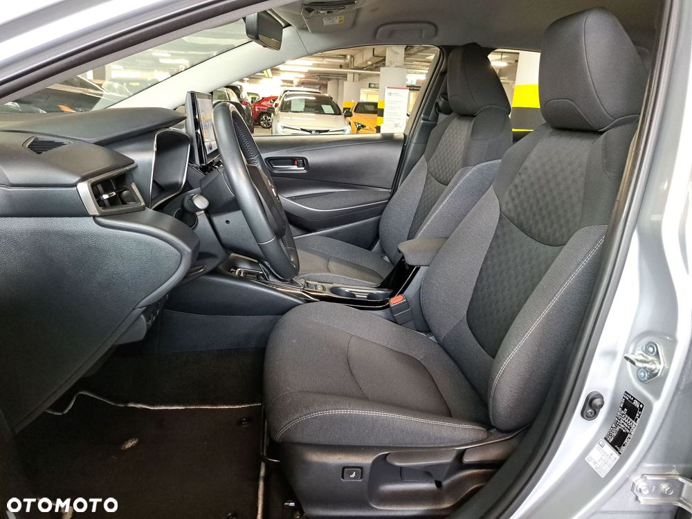 Toyota Corolla 1.8 Hybrid Comfort - 12