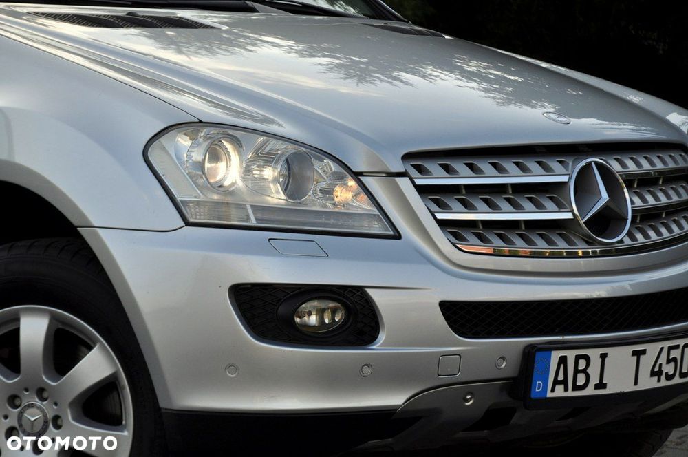 Mercedes-Benz ML - 12