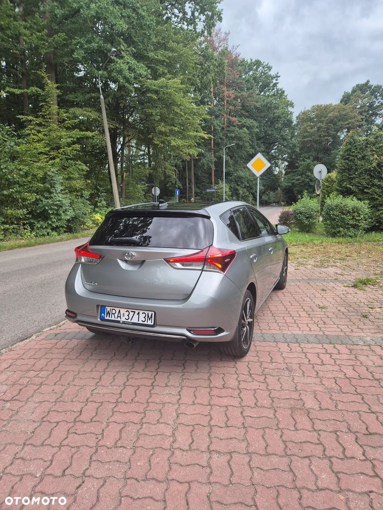 Toyota Auris 1.2 T Prestige - 5
