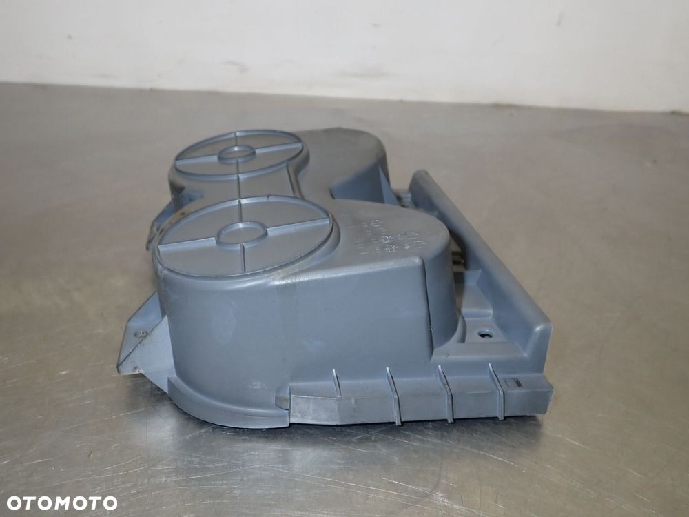 UCHWYT NA KUBEK TOYOTA RAV4 II LIFT - 6