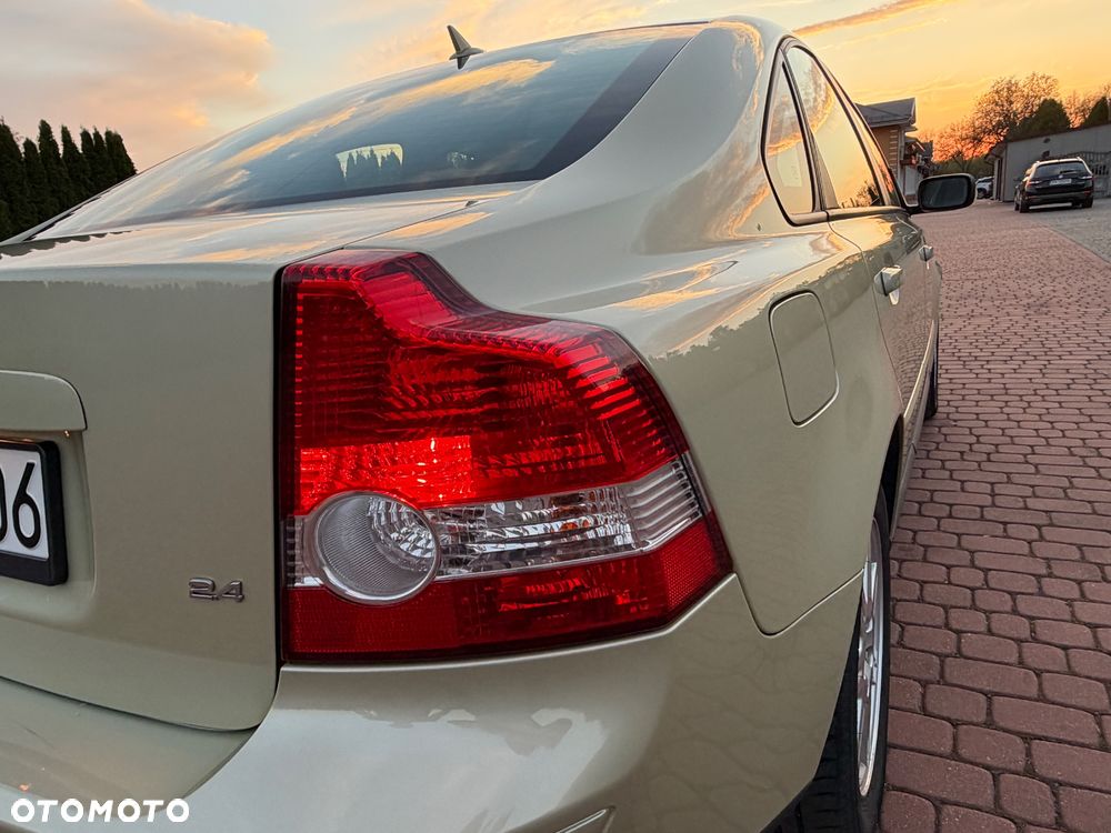Volvo S40 2.4i Momentum - 33