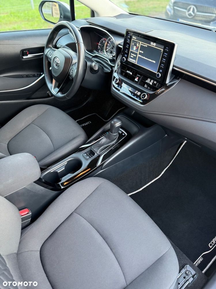 Toyota Corolla - 18