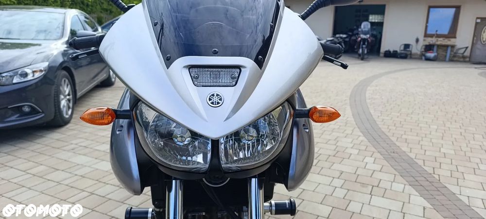 Yamaha TDM - 18
