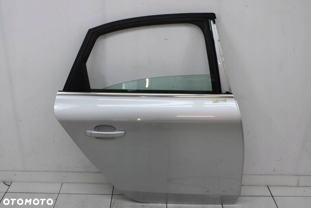 AUDI A4 B8 2007R- DRZWI PRAWE PRAWY TYŁ TYLNE SEDAN LX7W - KOD LAKIERU - 1