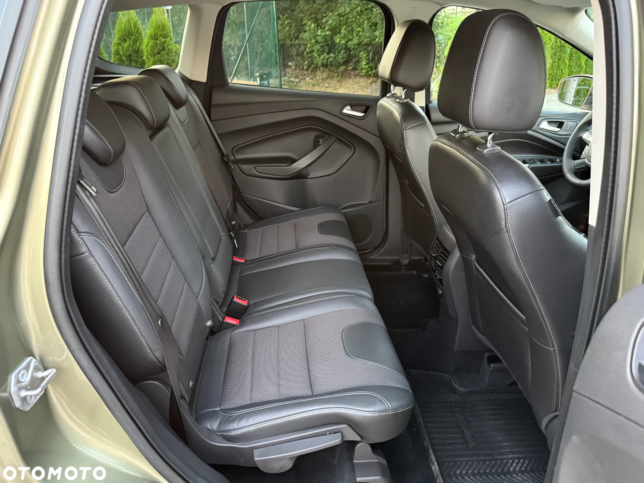 Ford Kuga 2.0 TDCi 4WD Titanium - 25