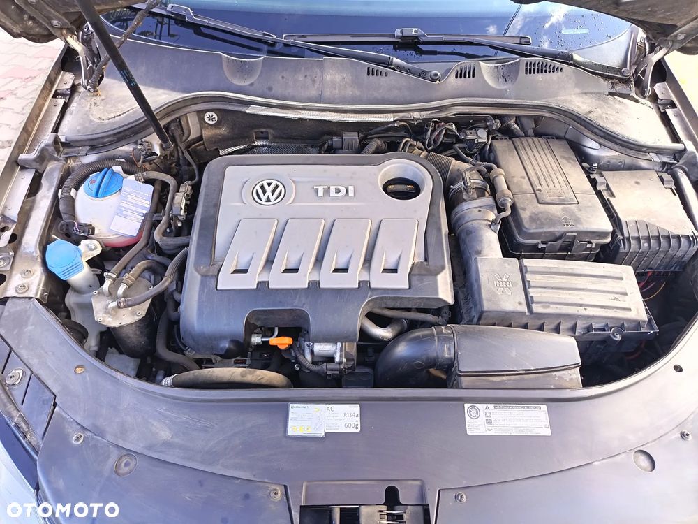 Volkswagen Passat - 7