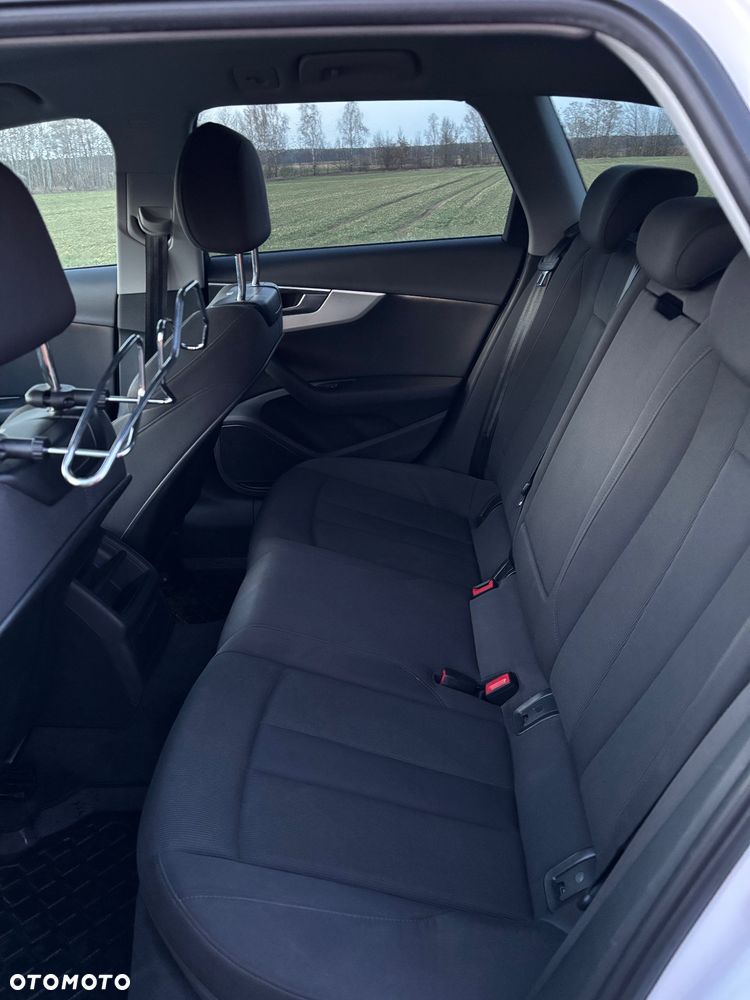 Audi A4 Avant 2.0 TDI S tronic - 15