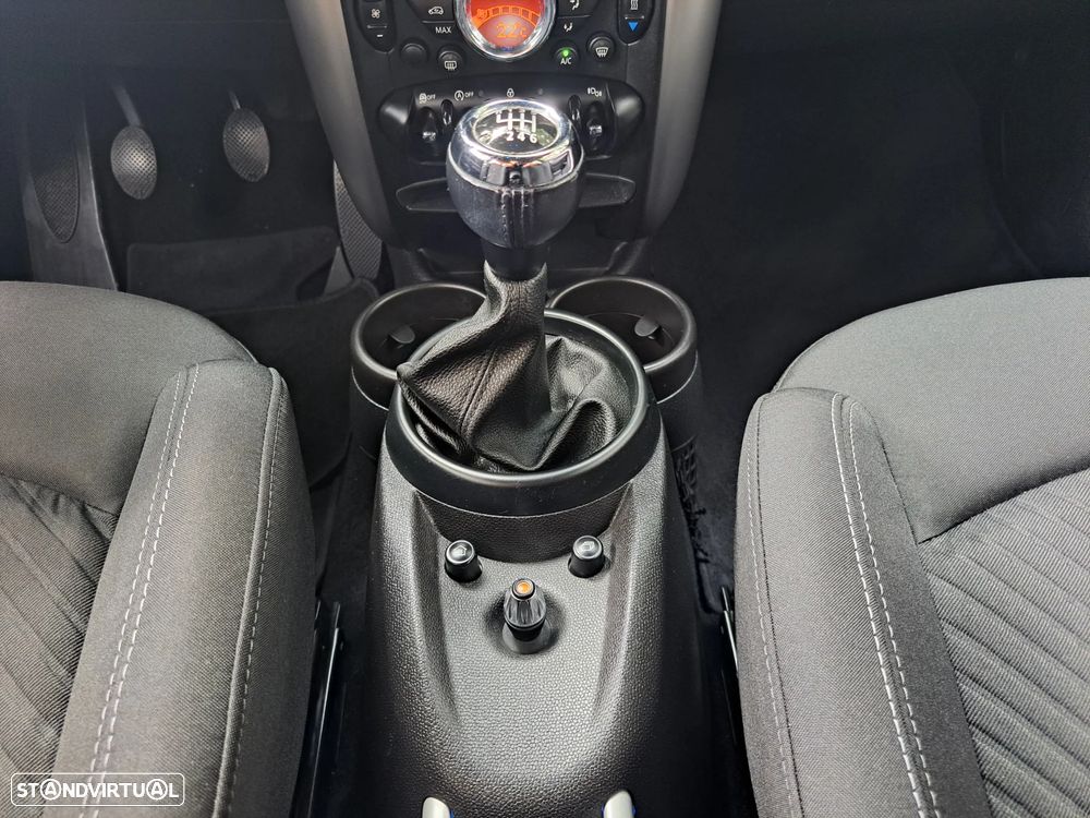 MINI Countryman Cooper D - 28