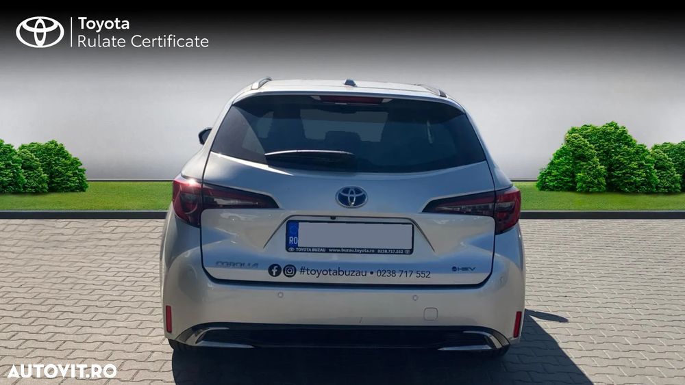 Toyota Corolla 1.8 HSD Business - 4