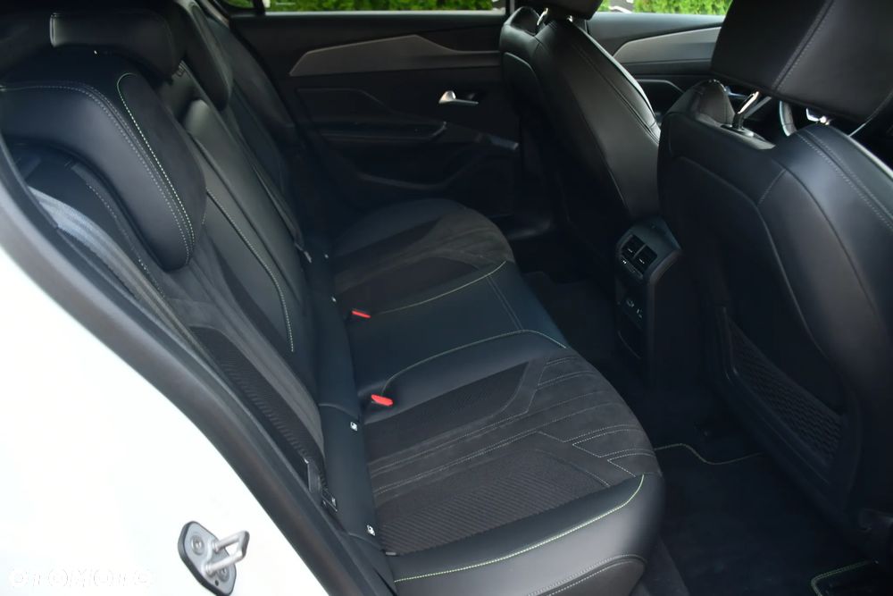 Peugeot 308 1.6 Hybrid PHEV GT Pack EAT8 - 21