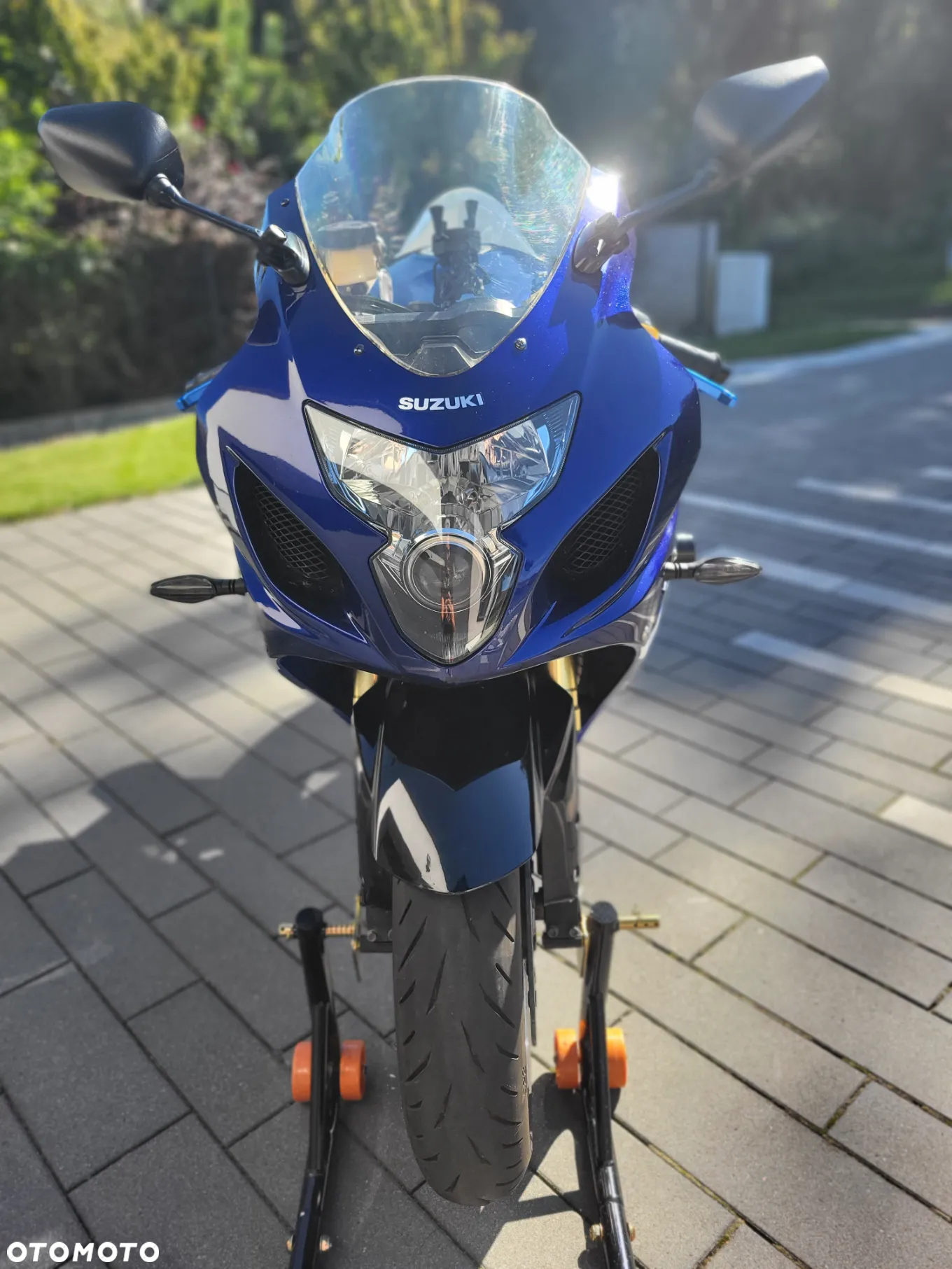 Suzuki GSX-R - 6
