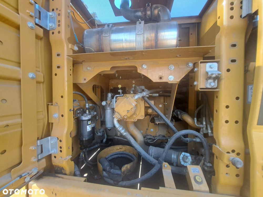 Caterpillar 320 - 7