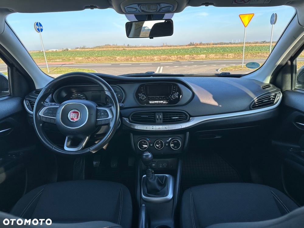 Fiat Tipo 1.4 16V More - 10