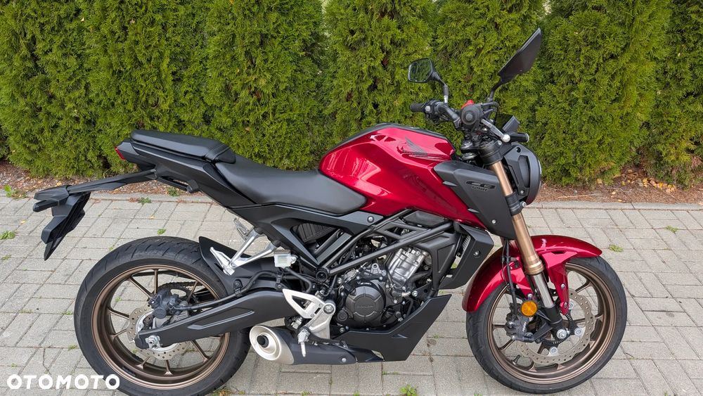 Honda CB - 32