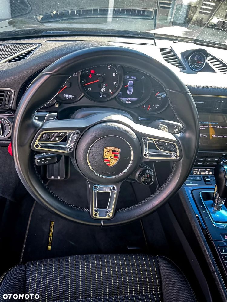Porsche 911 Carrera T PDK - 8
