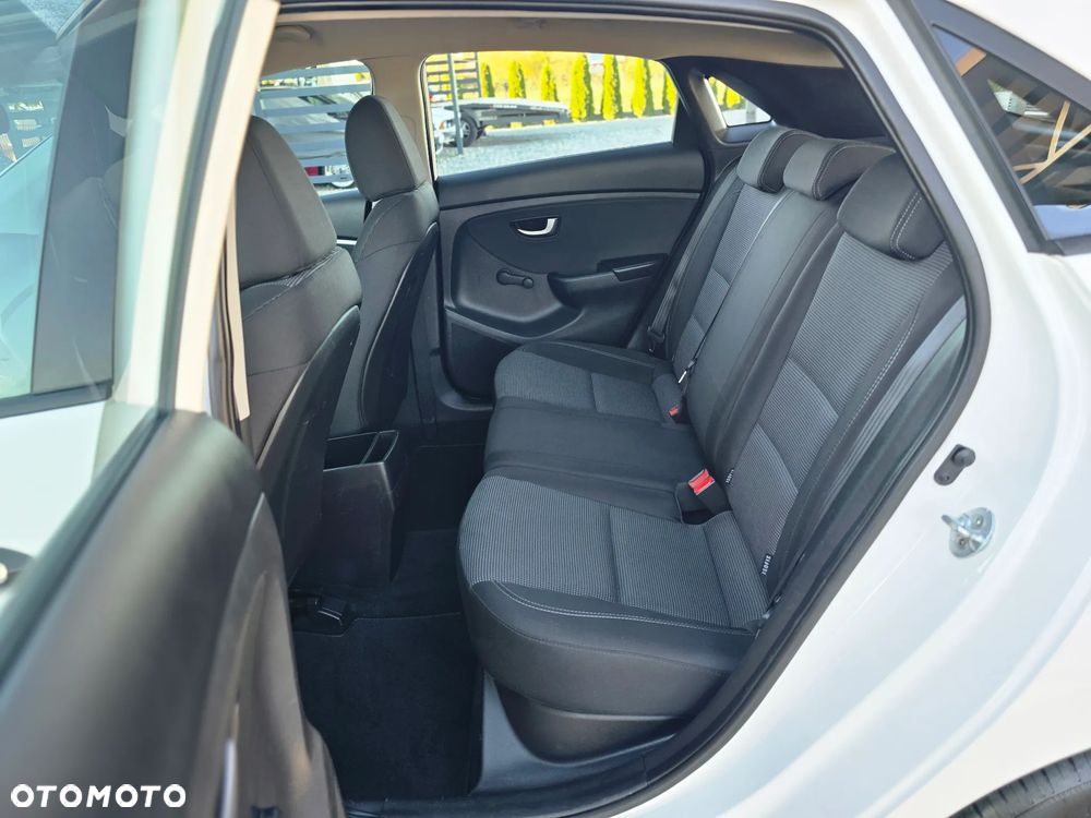 Hyundai i30 1.4 Classic - 21