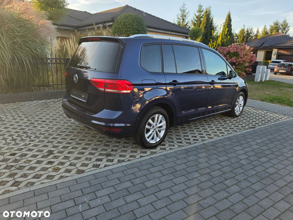 Volkswagen Touran 2.0 TDI BMT Comfortline - 6