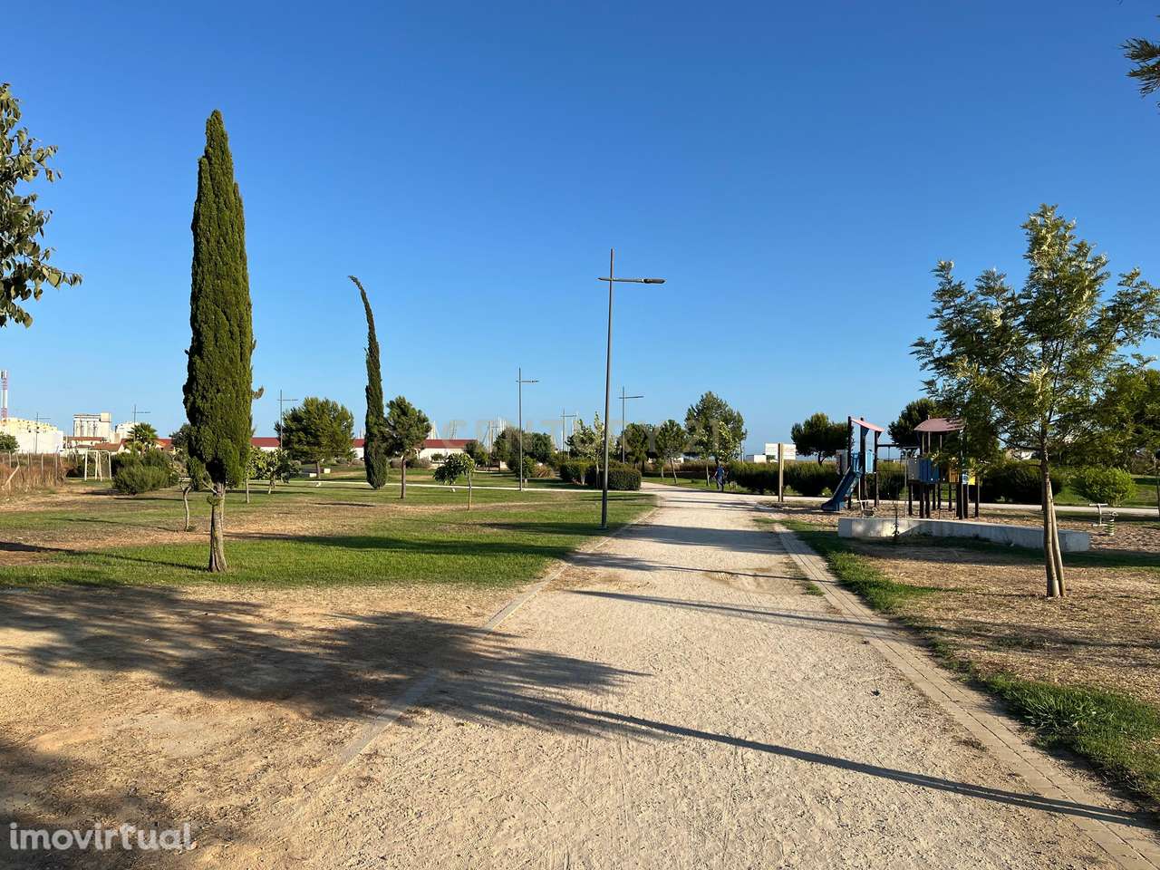 Terrenos  para Construção no Parque Ribeirinho de Faro. Contiguo ao no - Grande imagem: 2/22