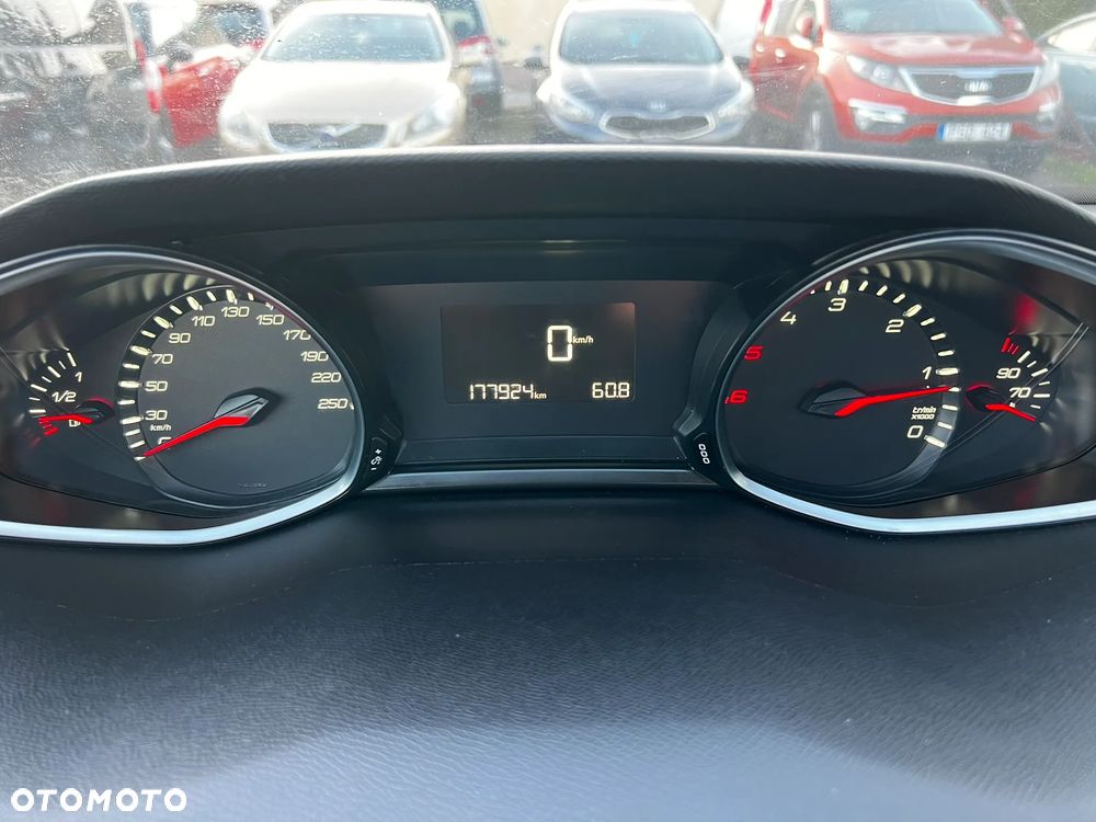 Peugeot 308 - 7