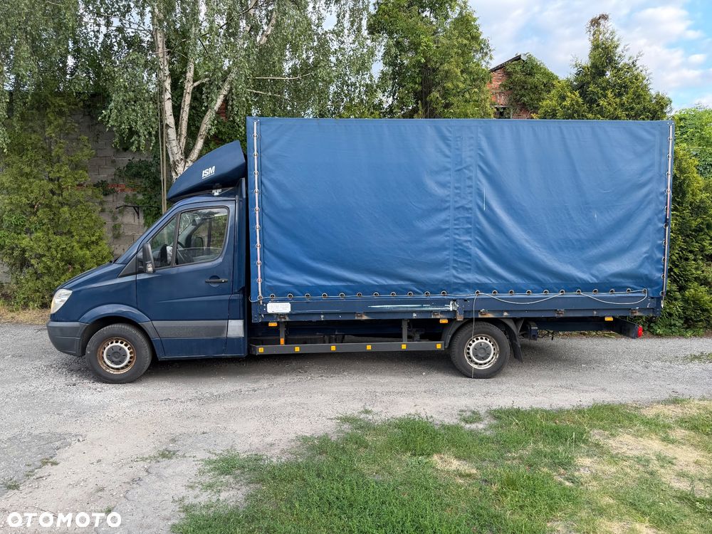 Mercedes-Benz Sprinter - 4